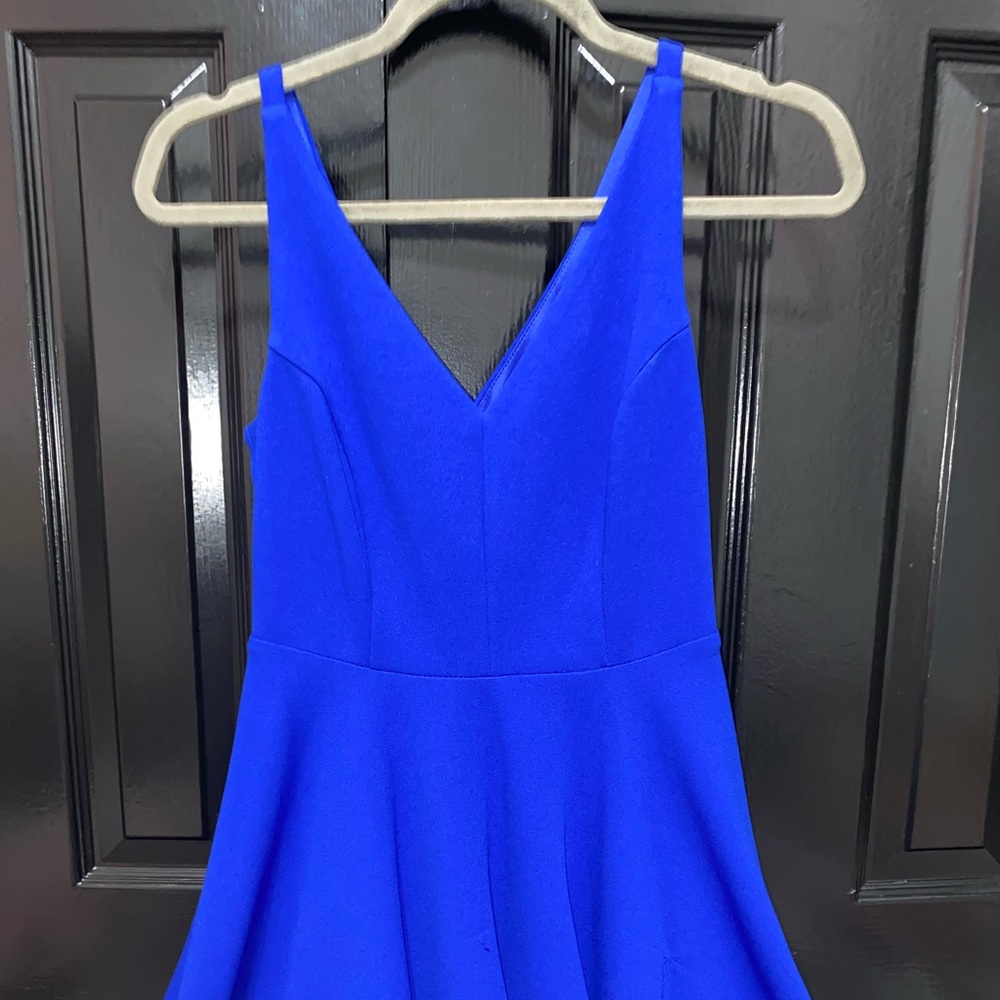 Good homecoming dress. Only worn once. Amazing condition